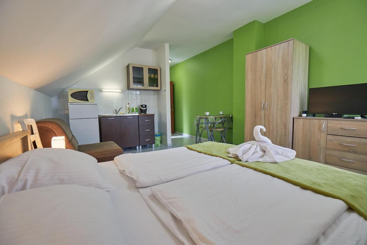 Amulett Studios Apartment Hajduszoboszlo Luaran gambar