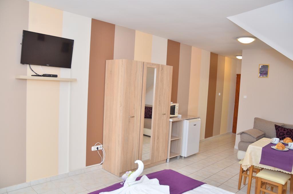 Amulett Studios Apartment Hajduszoboszlo Luaran gambar